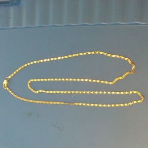 28" 18k necklace